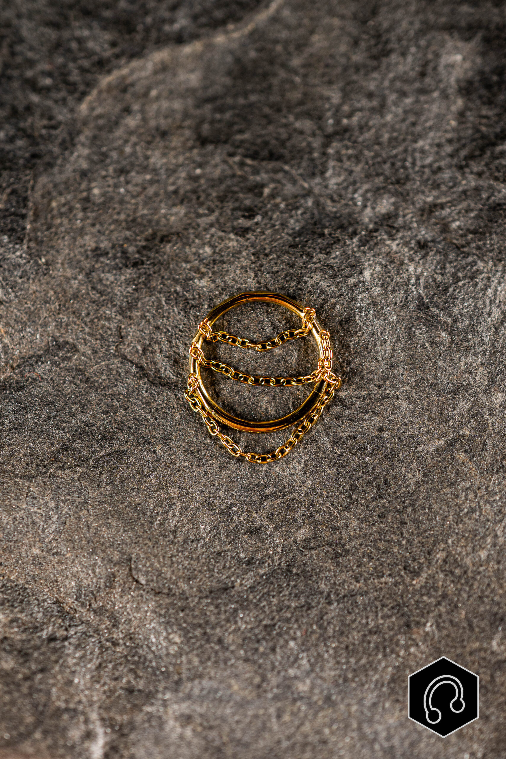 Anneau Clicker Titane Doré Nexus Chain