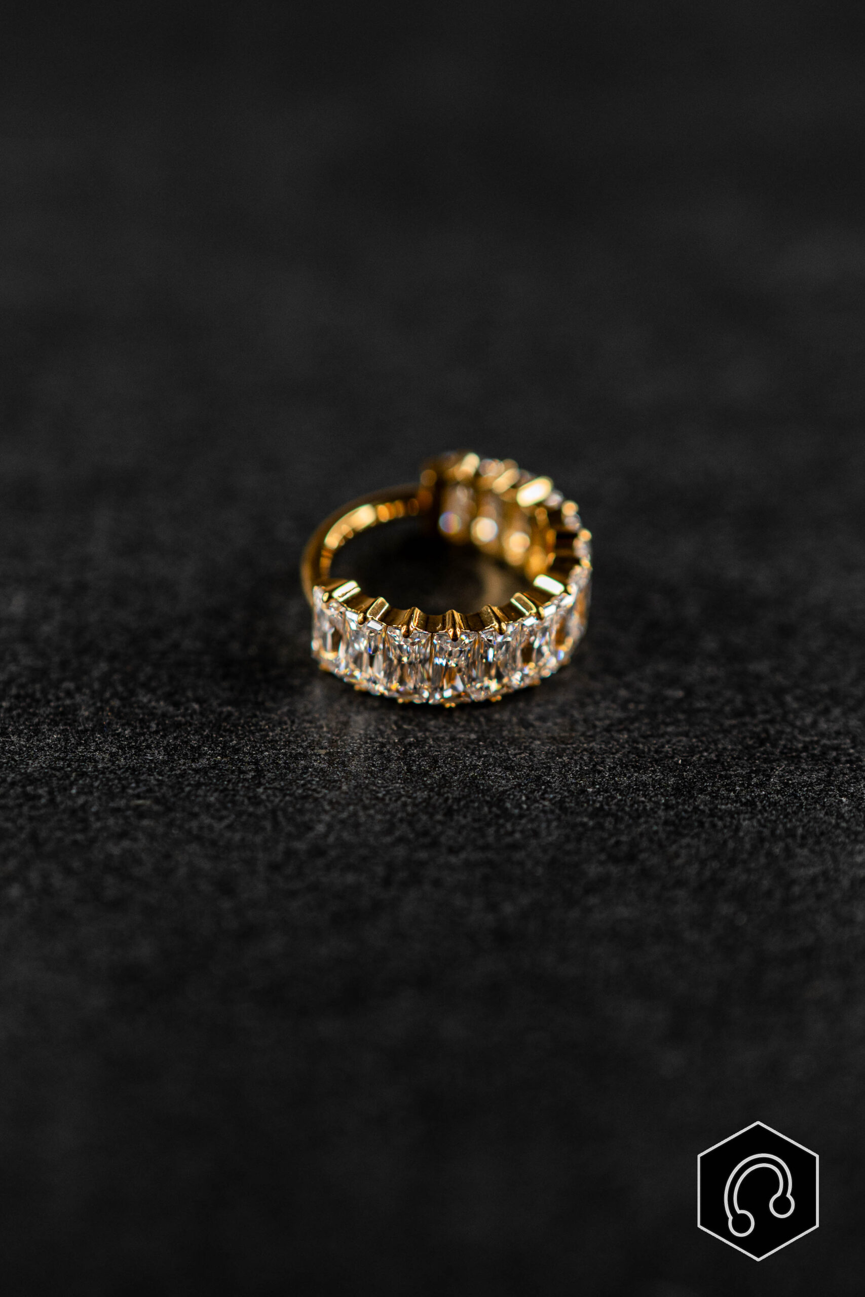 Anneau Clicker Titane Doré Facet Line