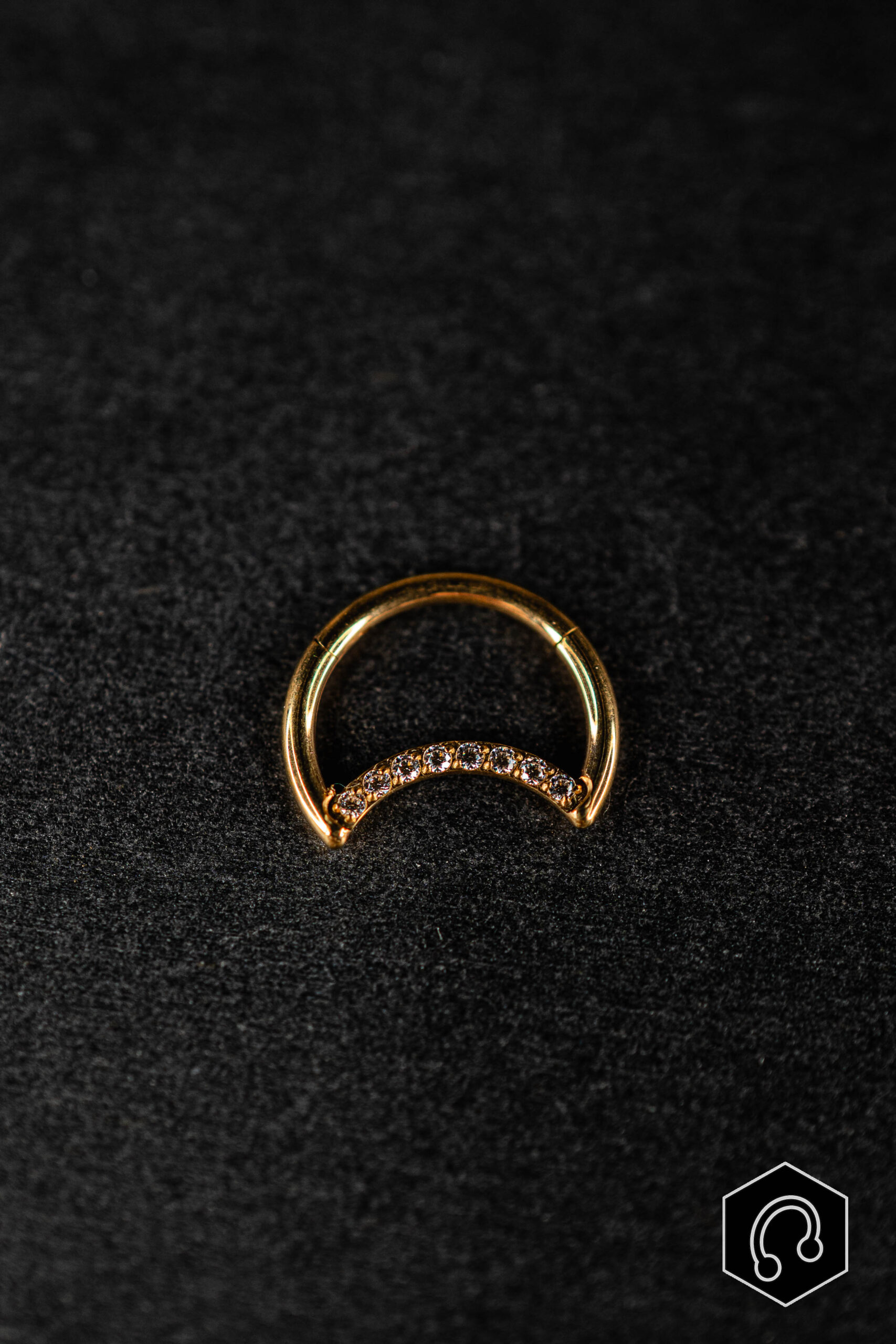 Anneau Clicker Doré Titane Luna Arc