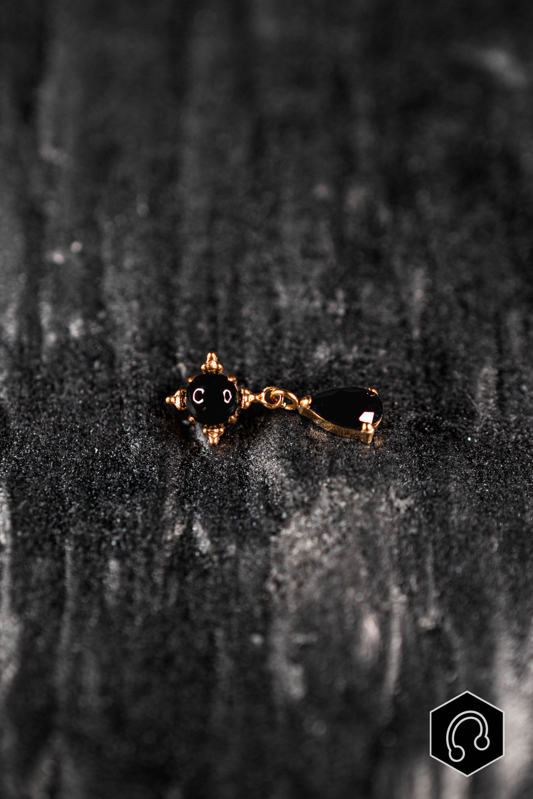 Labret Titane Doré Mossya Black Onyx