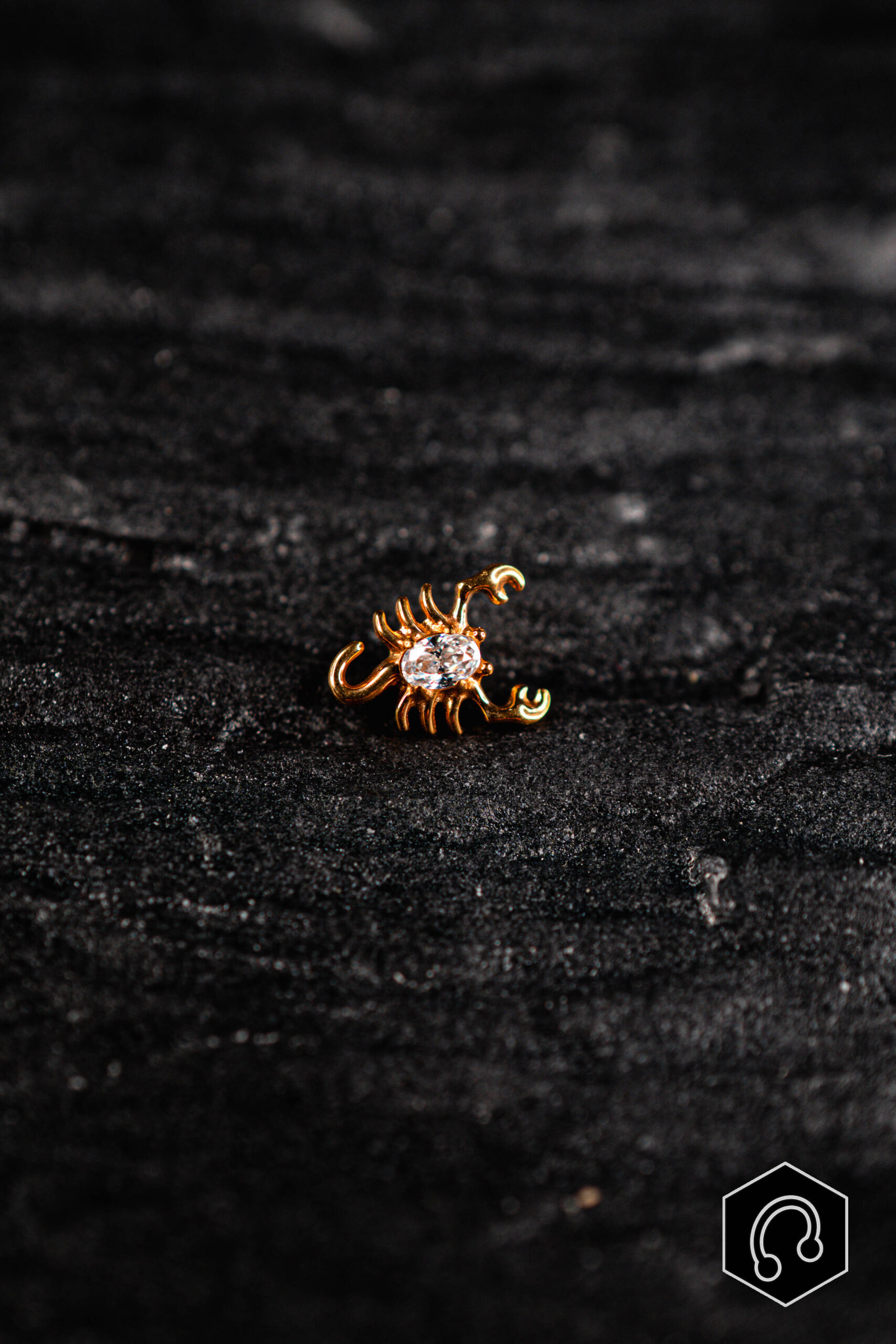 Labret Titane Doré Shiny Scorpion