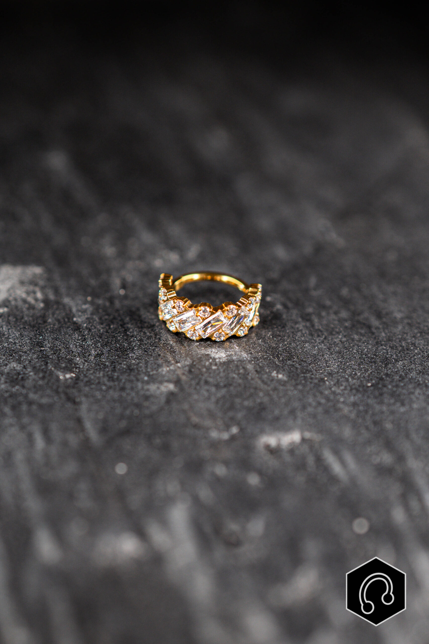 Anneau Clicker Doré Couronne Royale