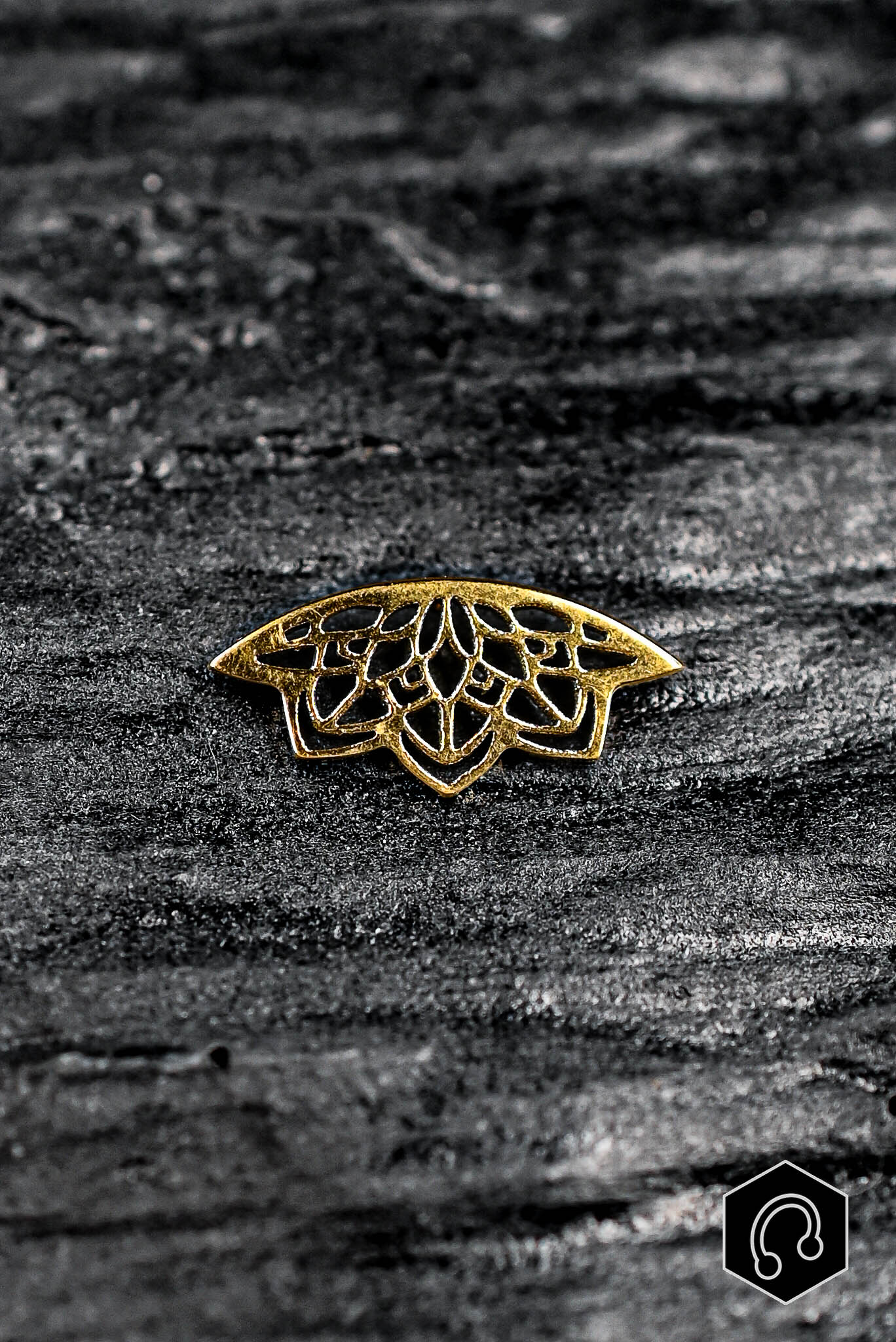 Labret Titane Doré Dentelle Lotus