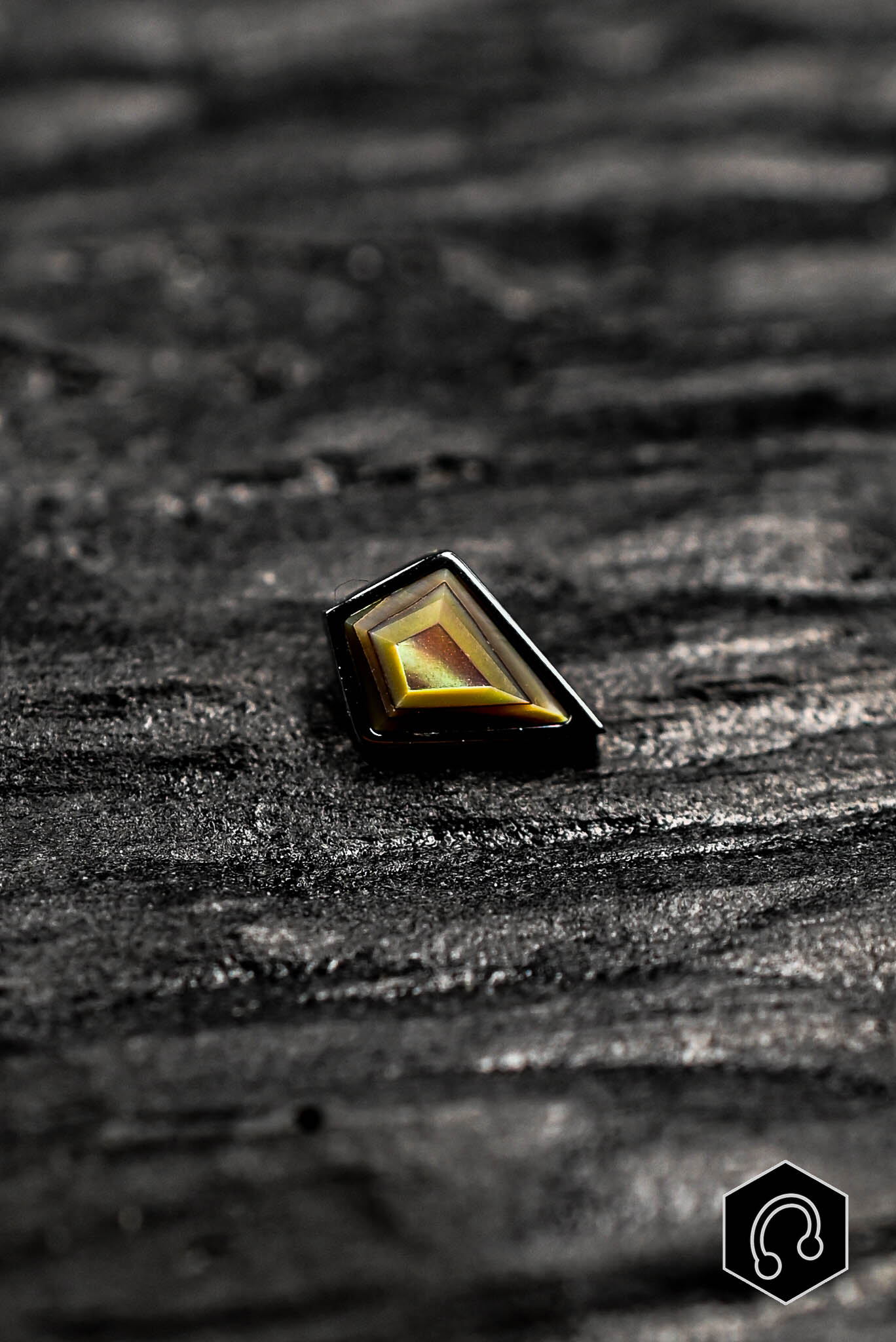 Labret Titane Abalone Shell Kite